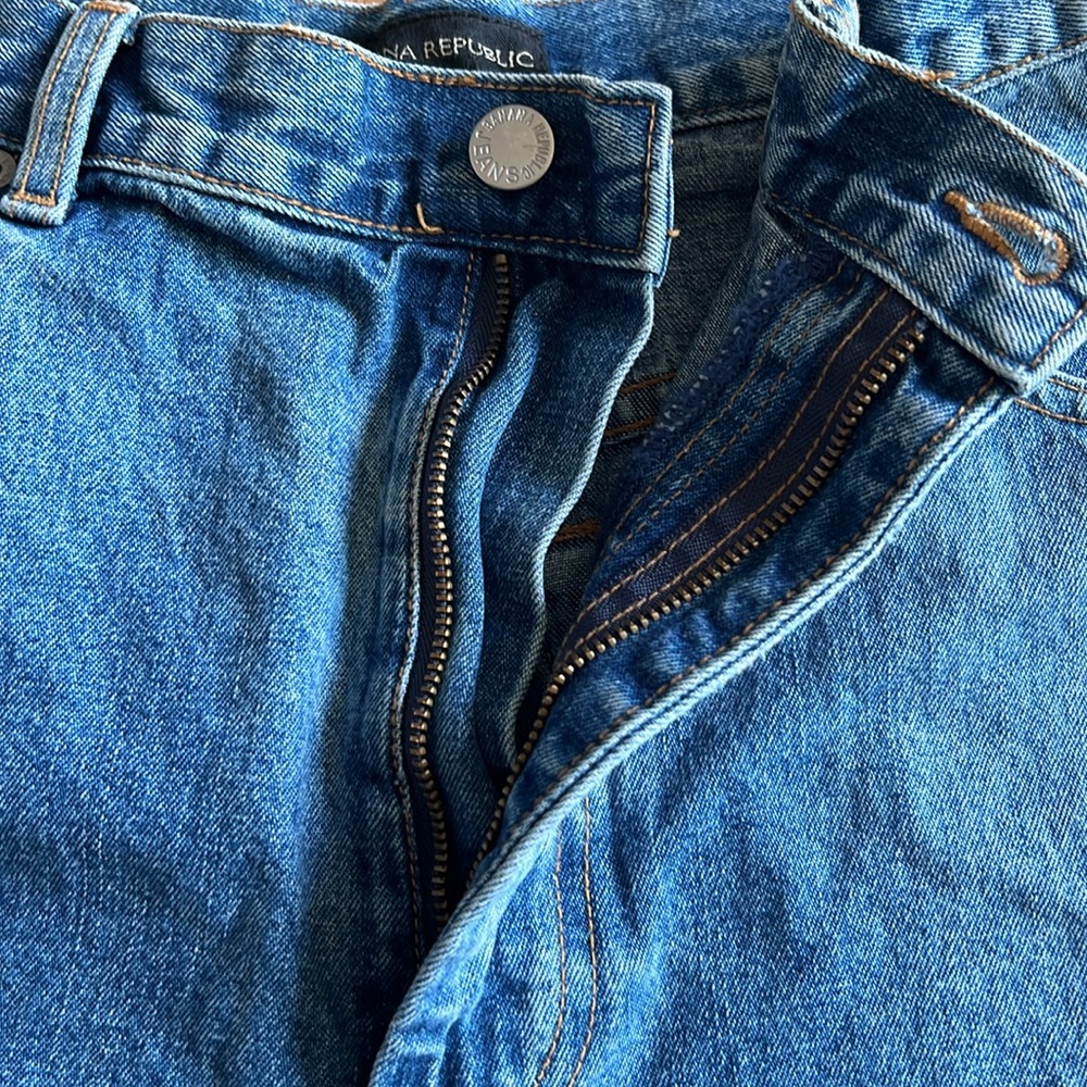 Vintage Banana Republic Denim Shorts - Picture 5 of 6